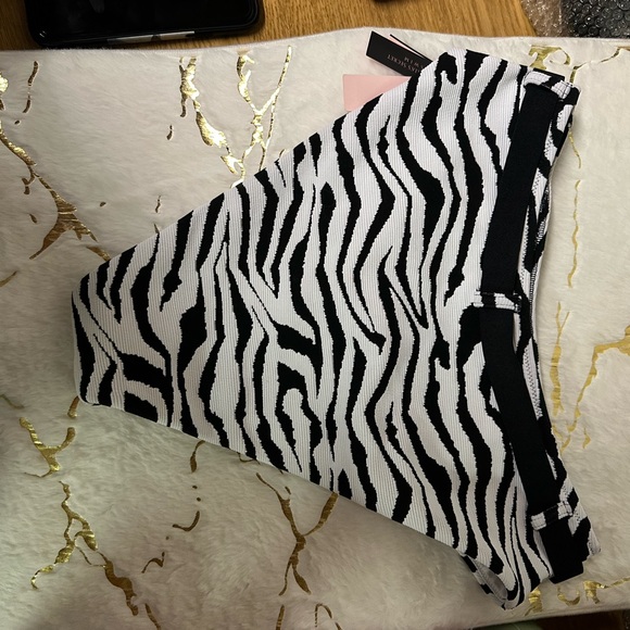 Victoria’s Secret Zebra Print Set Sz: M - Picture 4 of 8